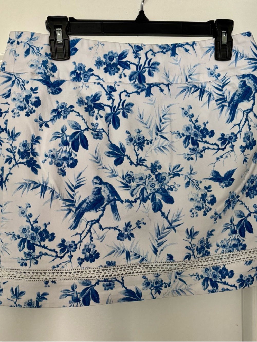 crown & ivy Blue and Cream Floral Print Skirt